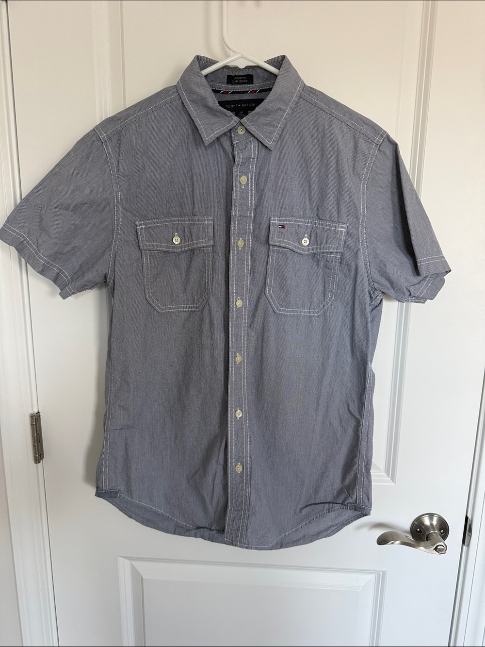 Tommy Hilfiger Men’s Short-Sleeve Button-Down Shirt - Light Blue/Gray